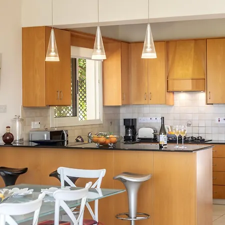 Chelidonia Larnaca Seafront Meneou