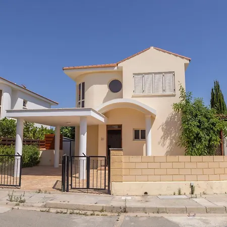 Chelidonia Larnaca Seafront Meneou