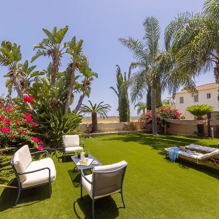 Chelidonia Larnaca Seafront Villa