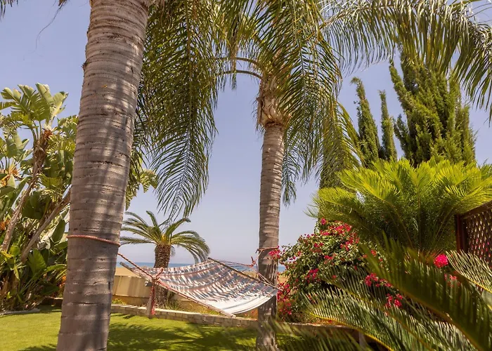 Chelidonia Larnaca Seafront Meneou